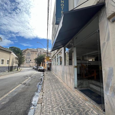 Hotel Thermas Da Mantiqueira - Pocos De Caldas - De Frente Para A Praca Central E Relogio Floral Екстер'єр фото