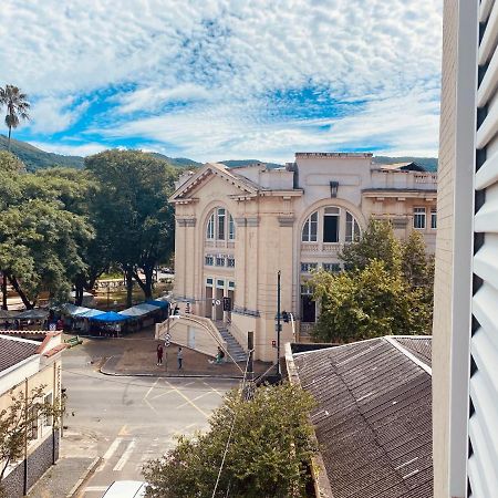 Hotel Thermas Da Mantiqueira - Pocos De Caldas - De Frente Para A Praca Central E Relogio Floral Екстер'єр фото